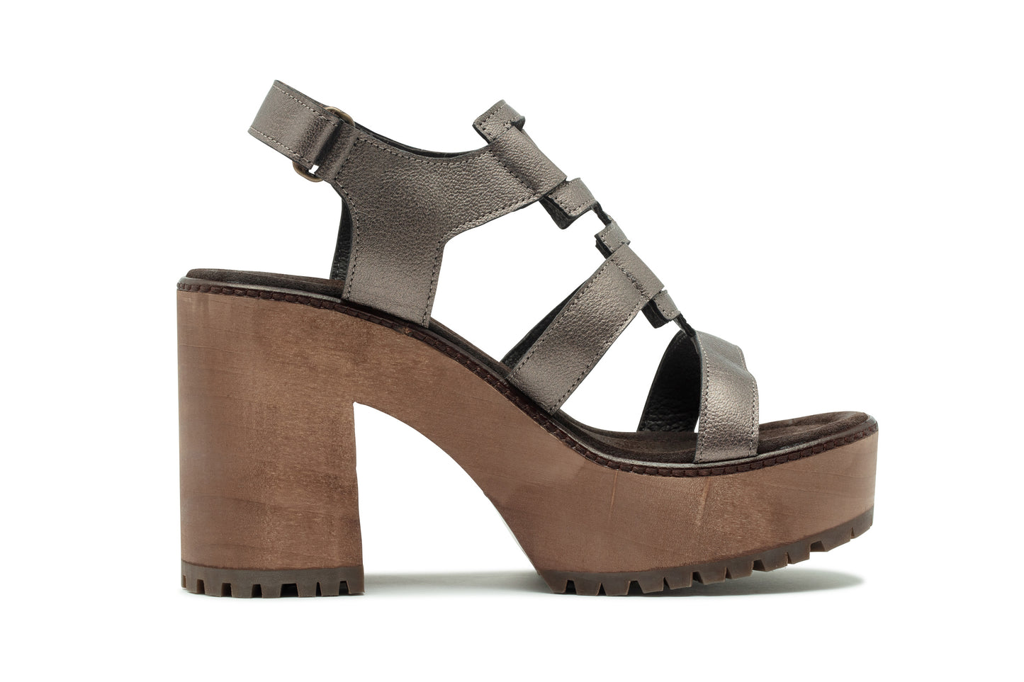 Sandal with wooden heel