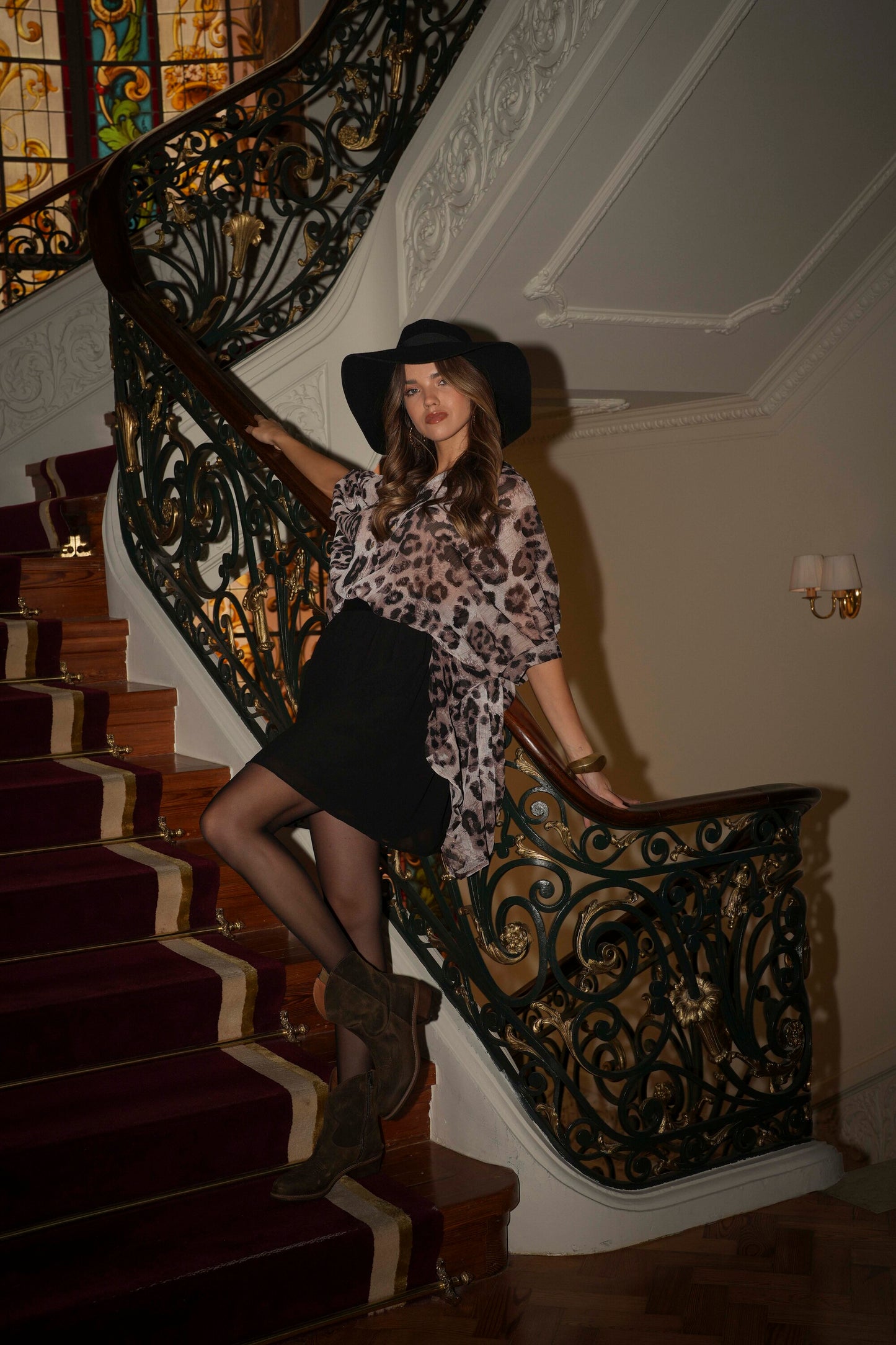 Botas em pele castanho