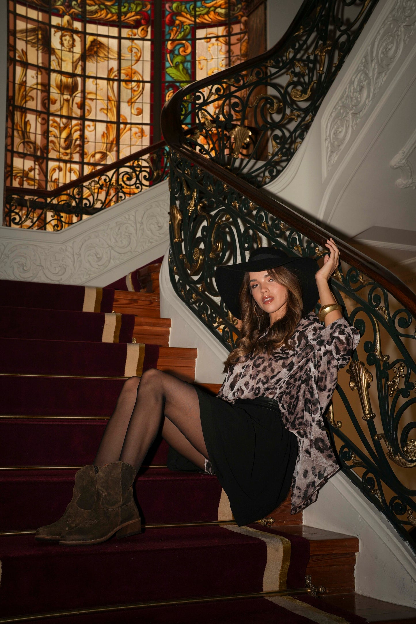 Botas em pele castanho