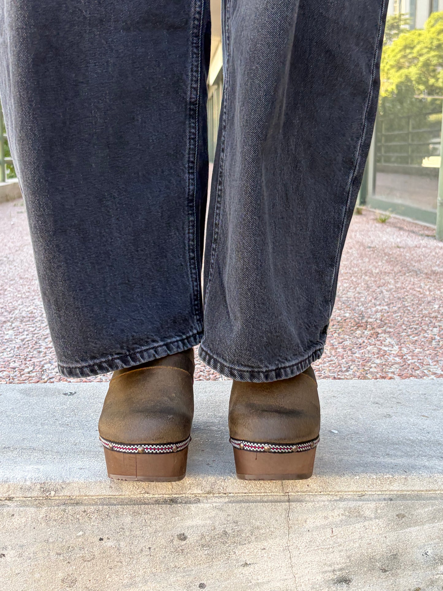 Lederclogs mit Holzabsatz