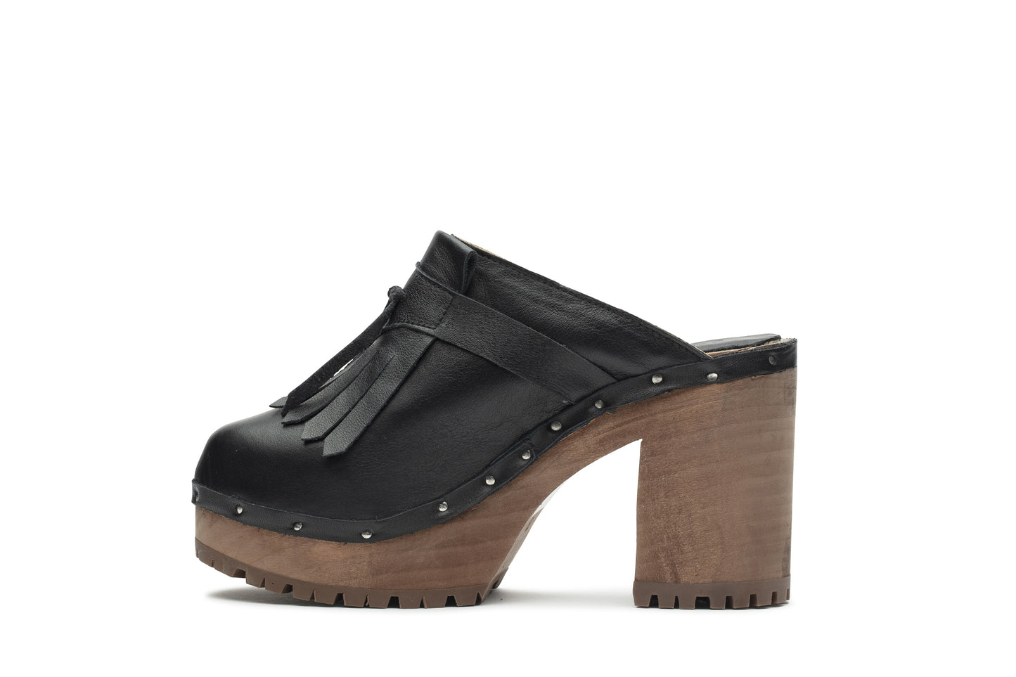 Wooden heel fringed clogs